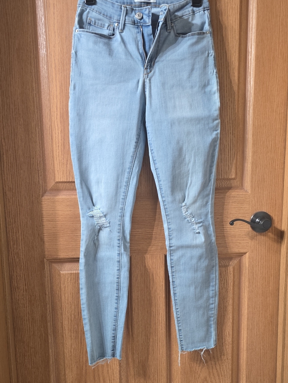 Denizen from Levi's Light Blue Skinny Jeans with Knee Distress